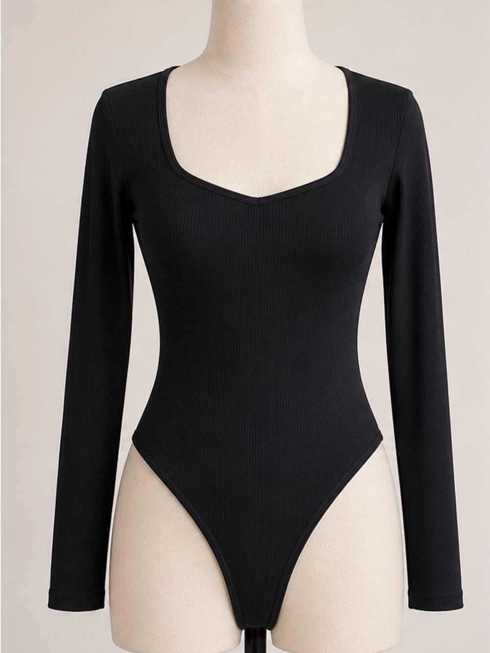 OQQ Black Ribbed Long Sleeve Bodysuit - Black Size S